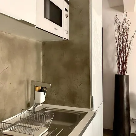 Old Stables Chiado Апартаменти *