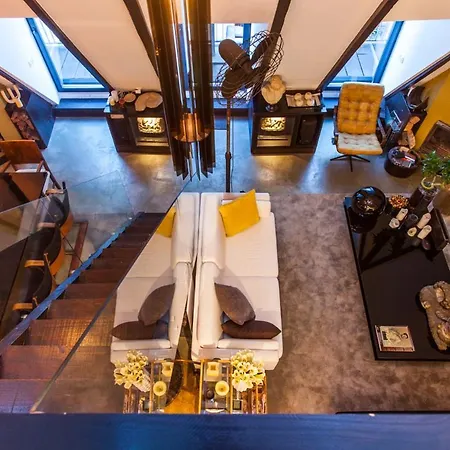 Old Stables Chiado Лісабон