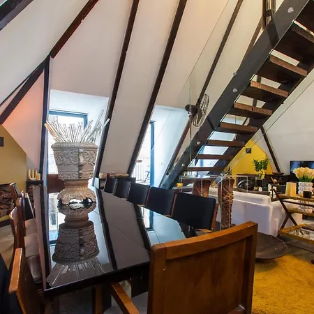 Апартаменти Old Stables Chiado