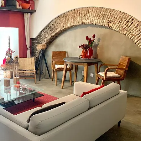 Old Stables Chiado Apartman