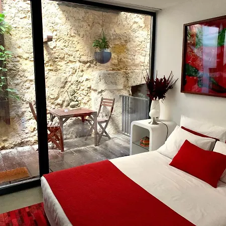 Old Stables Chiado - 1 Bedroom In The Red Heart Of * Lisbon