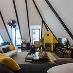 Old Stables Chiado Apartamento *